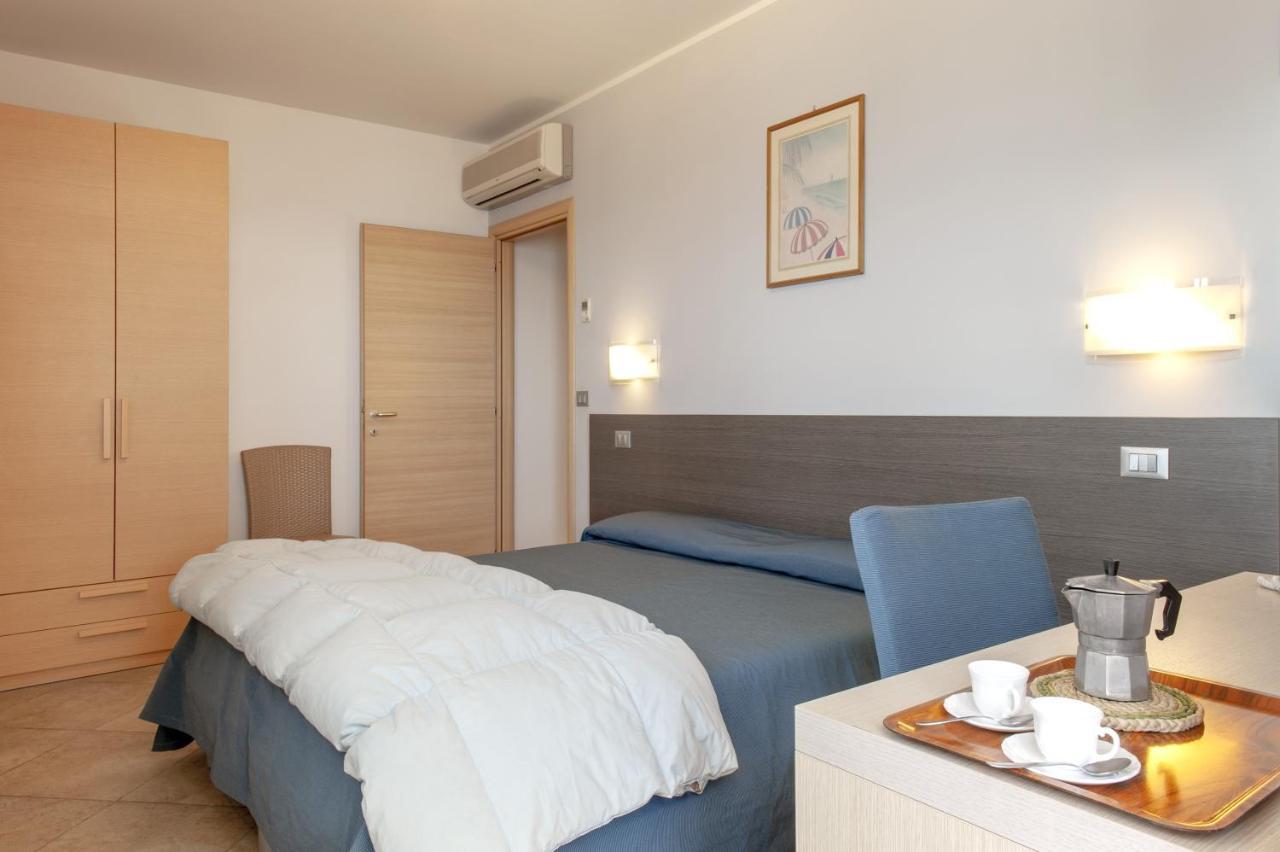 סן וינצ'נזו Residence Villa Lo Scoglietto חדר תמונה