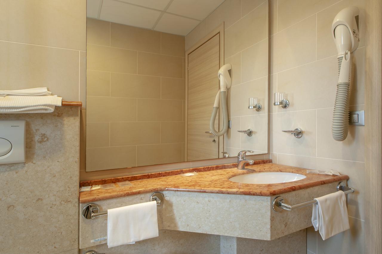 סן וינצ'נזו Residence Villa Lo Scoglietto חדר תמונה